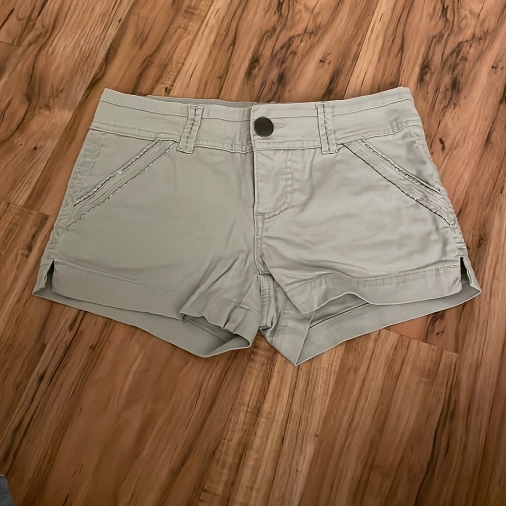 BKE gray shorts size: 24